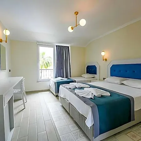 Blue Pearl Hotell 3*